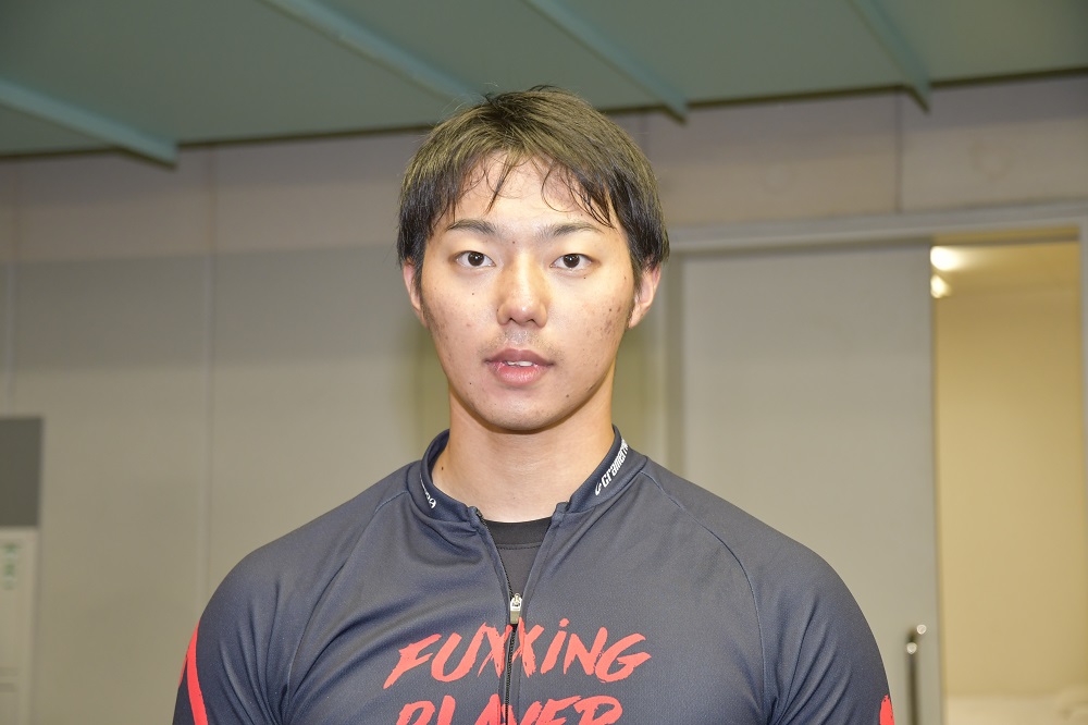 　橋本優 